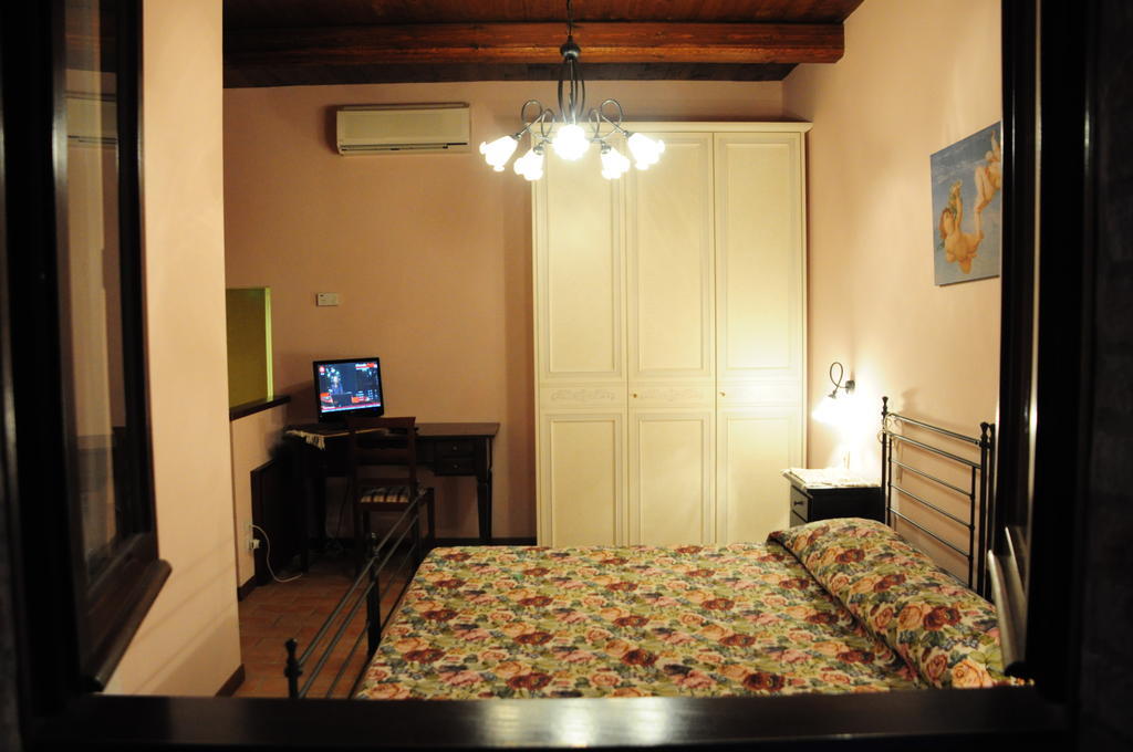 TreiaIl Roccolo Di Valcerasaアパートメント 部屋 写真